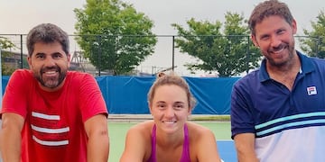 La foto que eligió Nadia Podoroska para anunciar el fin de su vínculo con con los entrenadores Juan Pablo Guzmán y Emiliano Redondi. (@nadiapodoroska)