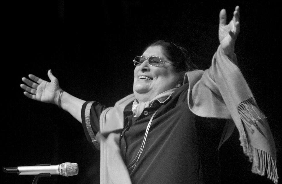 Mercedes Sosa, la guaymallina de corazón es homenajeada por la Orquesta Municipal