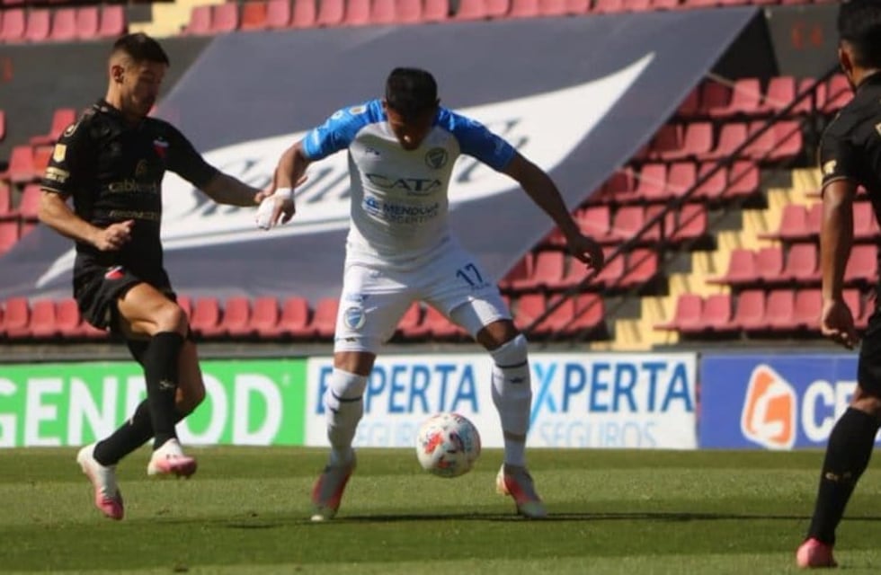 Godoy Cruz perdió de visitante con Colón de Santa Fe y no pudo volver a la punta