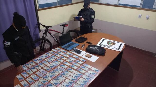 Se realizaron una serie de allanamientos en tres casas, y en una de ellas se encontró lo robado y a los sospechosos.