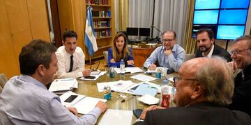 Flavia Royón adelantó que le quitarán el subsidios a los consorcios en tres trimestres. El primero tendrá una quita del 20%.