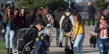 El movimiento de la costanera central cambió de la mano del receso escolar.