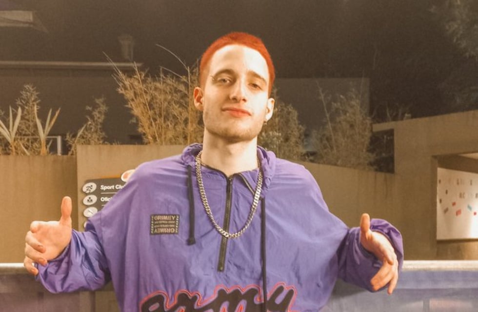 Wos regresó a los escenarios porteños y presentó “Oscuro Éxtasis” en el Estadio Obras