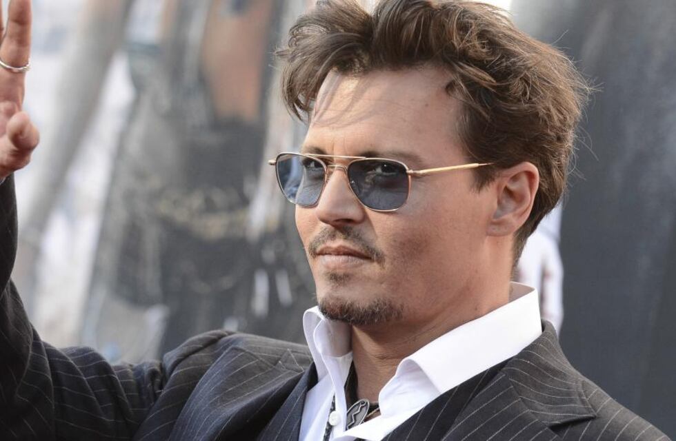 Así es el pueblo francés que pertenece a Johnny Depp y se vende por 33 millones de euros