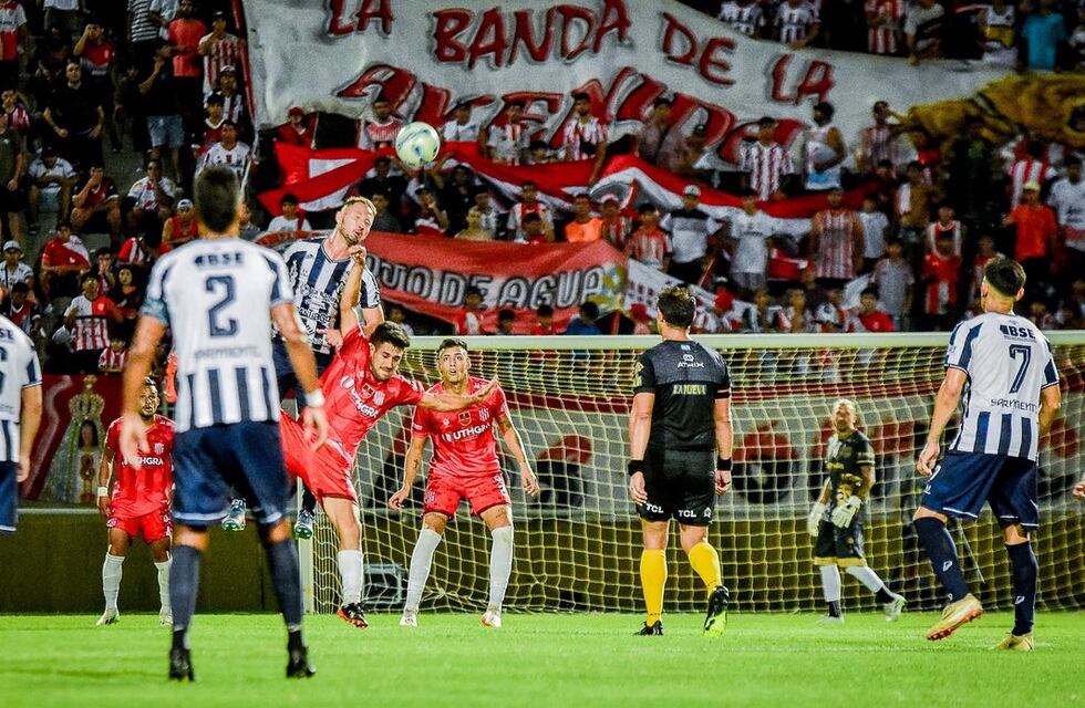 Fernando Rekers será el arbitro de Villas Cubas y Sarmiento de la Banda
