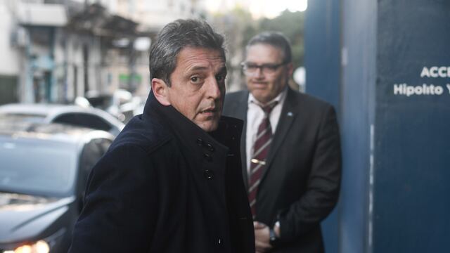 Sergio Massa ingresando al senado de la Nación. Foto: Federico Lopez Claro