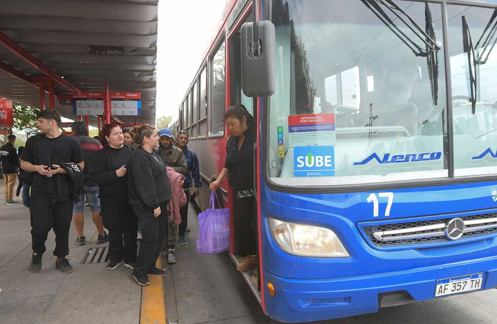 Cruce de Mendoza a Nación por no recibir el subsidio de transporte