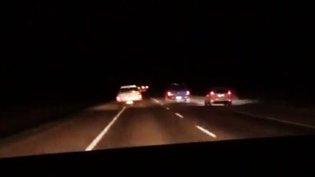 Otro conductor fue filmado en infracción sobrepasando en doble línea amarilla en Villa Maria