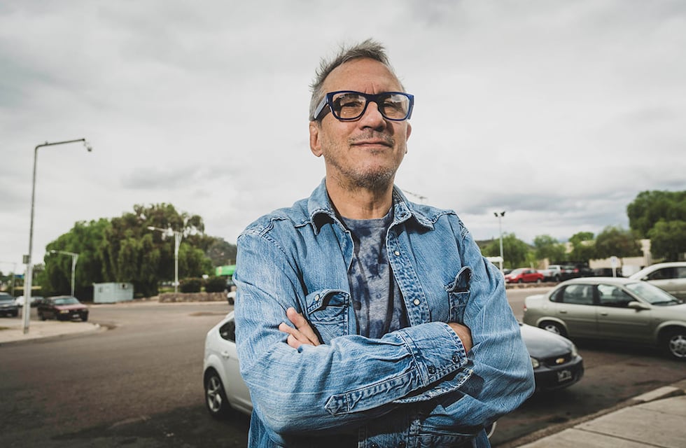 El líder de los Enanitos Verdes sigue internado: los mensajes de apoyo para su recuperación