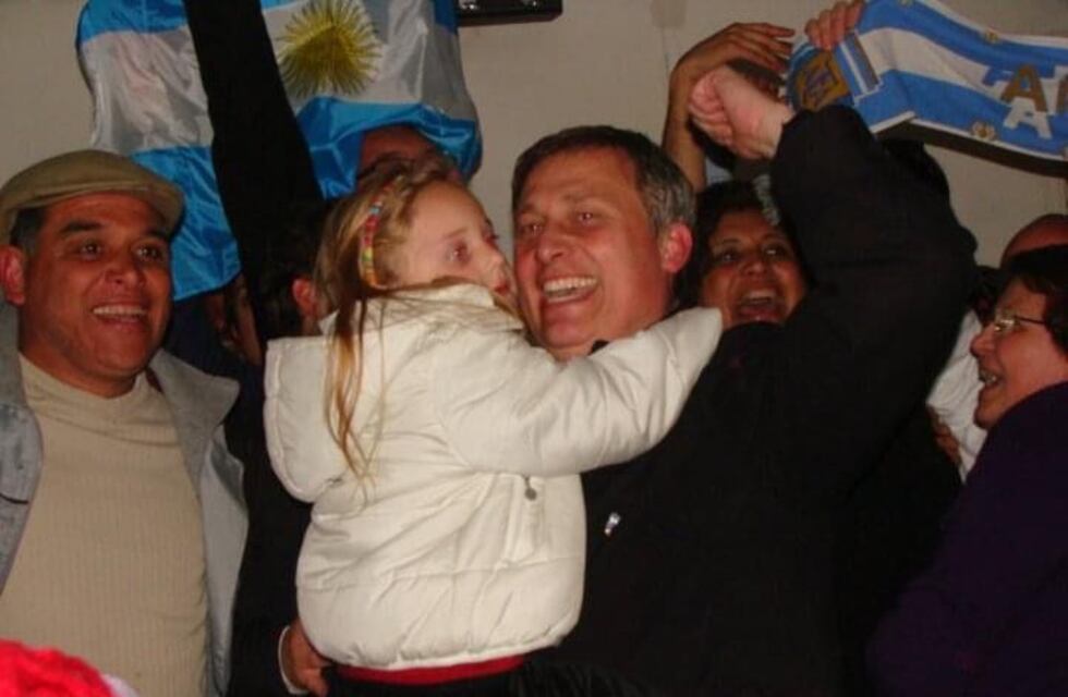 Esteban Avilés celebra 13 años de Carlos Paz Unido: un legado de unidad, identidad y vecinalismo