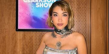 María Becerra desfiló con un look total denim y dejó muy poco para la imaginación