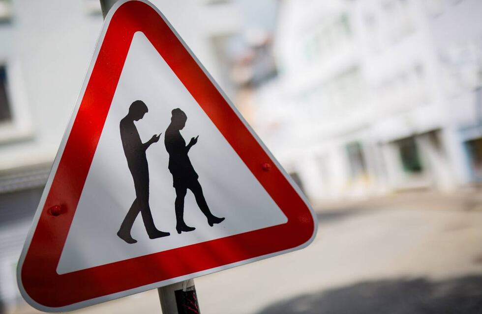 Así es cómo afecta el uso excesivo del celular al cerebro