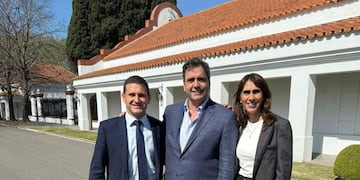 Pelli, Molinuevo y Huesen difundieron distintos mensajes