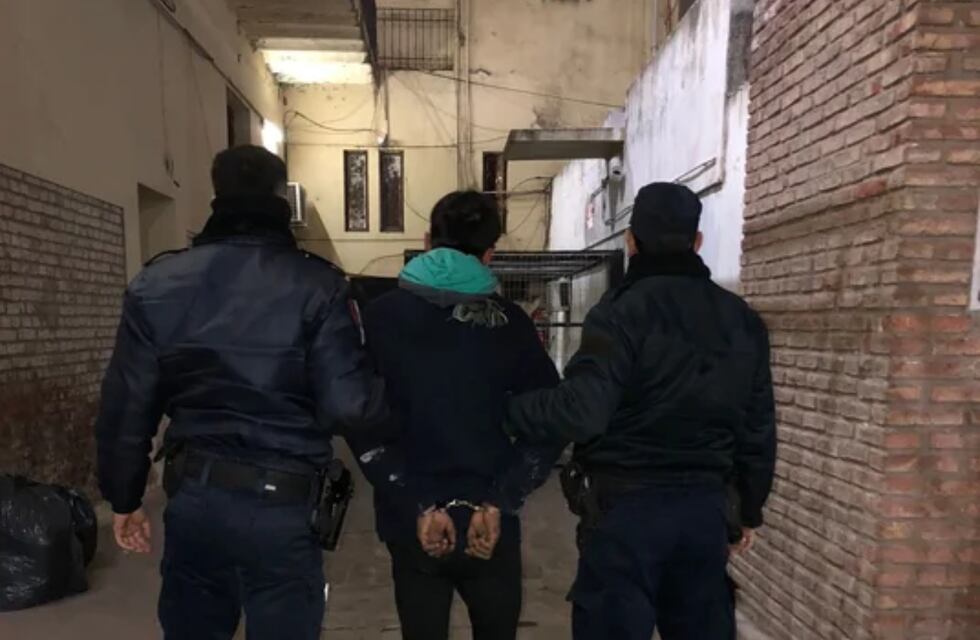 Córdoba: cayó el “payaso IT” por integrar una banda de ladrones de vidrieras