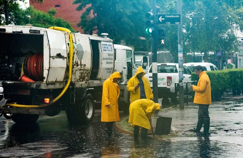 Tormenta en Rosario: la Municipalidad advierte que “lo peor todavía no pasó”