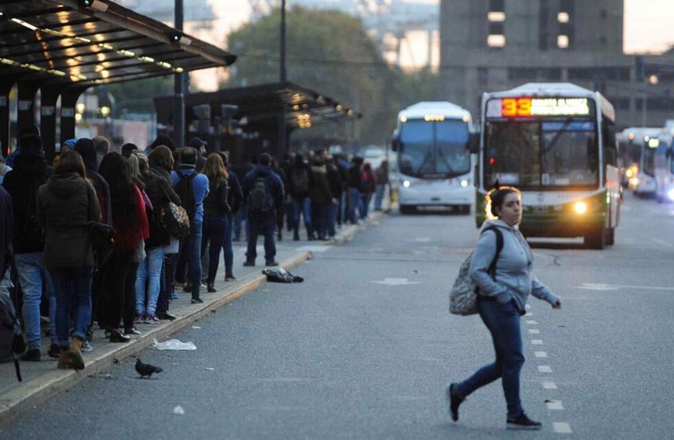 Sin colectivos en el AMBA, el Ministerio de Transporte se reunirá con las cámaras empresariales