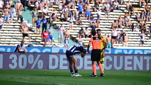 "El Perro" Auzqui tuvo una molestia y fue reemplazado en Talleres-Aldosivi. (José Gabriel Hernández / La Voz).