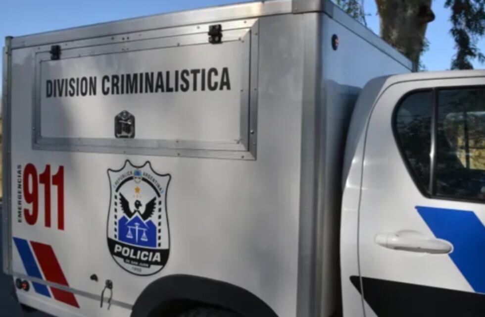 Macabro hallazgo en San Juan: un grupo de amigos salió a juntar piedras y encontraron a un hombre muerto