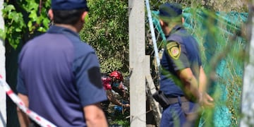 Bomberos hallaron los dos cuerpos en la casa de barrio Autódromo. (Nicolás Bravo / la Voz)