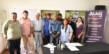 Nueve productores ganaderos de la zona de San Antonio recibieron créditos por un total de 9 millones de pesos otorgados por el Ministerio de Desarrollo Económico y Producción de la Provincia y el municipio local.