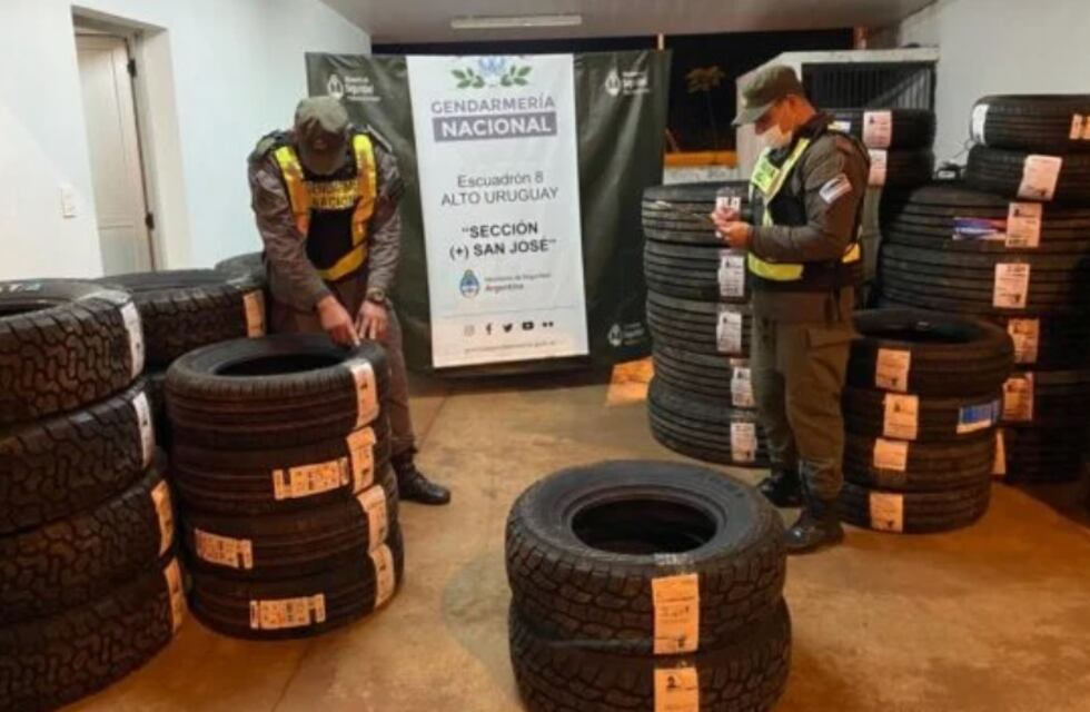 San José: secuestran contrabando de neumáticos