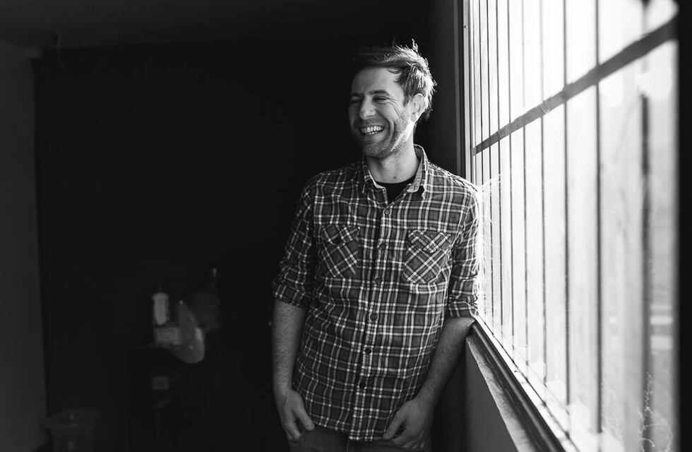 Dani Strubia presenta en Arroyito la muestra “Sulky en vivo”