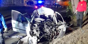 Chocó contra un colectivo y falleció en un siniestro vial ocurrido en avenida Sabattini al 5.300, en Córdoba. (Gentileza eldoce.tv)