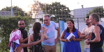 El intendente Luis Castellano recorrió el centro de día del oeste (ex Club Policial)