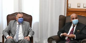 Jaldo y Manzur se reunieron en Casa de Gobierno.