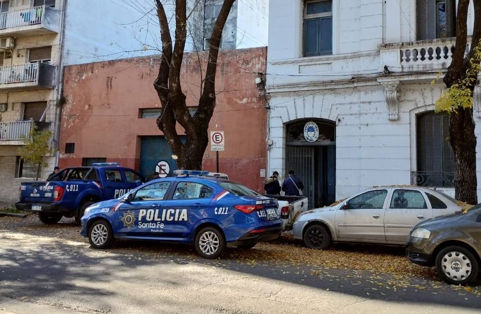 Fuga de 12 presos en la Comisaría 5° de Rosario: uno regresó junto a su mamá