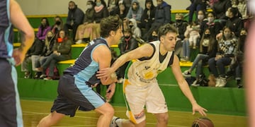 Costa Sud venció a Club de Pelota 89 a 63 y es finalista de la Copa Ciudad (foto: Facebook Zona Naranja T.A)