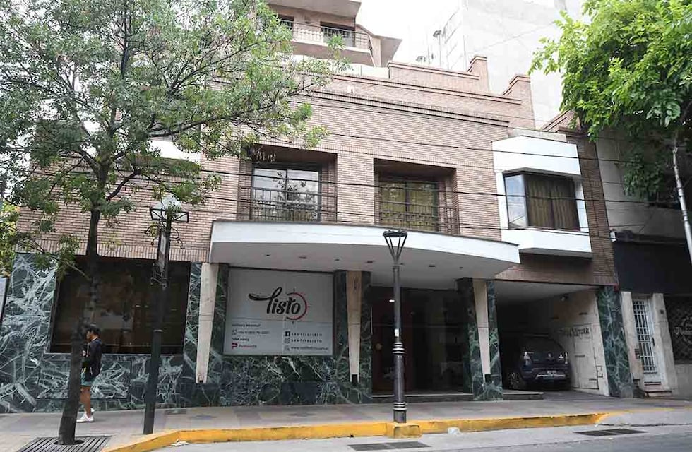 Los turistas venezolanos murieron por inhalar gas en el apart hotel de calle San Juan