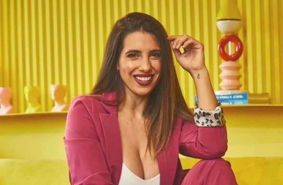 “Abdominales de acero”: en short y minitop, Cinthia Fernández mostró su rutina