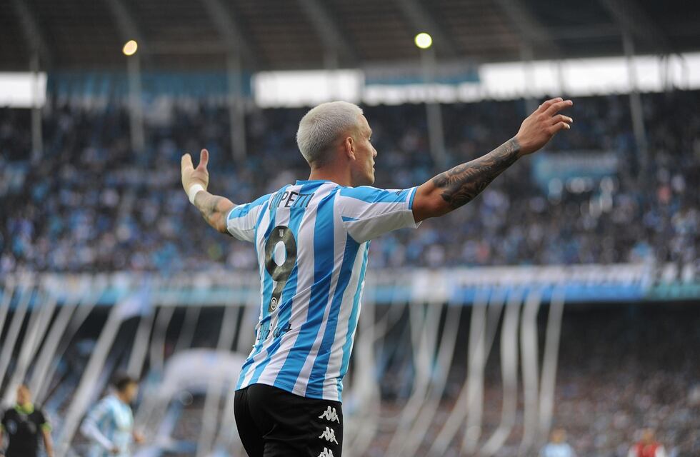Las perlitas del Racing-Independiente: el penal que erró Copetti y la furia de Batallini por salir reemplazado