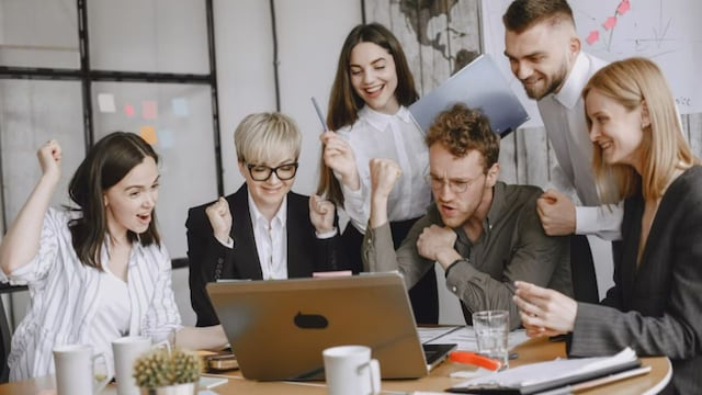 Cómo lidiar con compañeros tóxicos