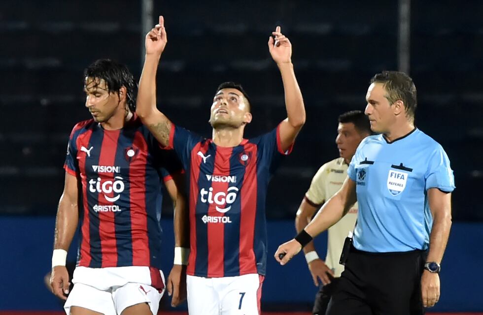 Rosario Central evalúa repatriar a Federico Carrizo para reforzarse