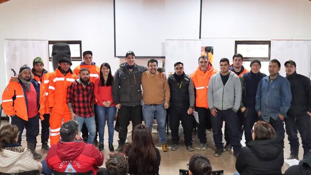 Tolhuin recibió dos nuevos vehículos para la flota municipal