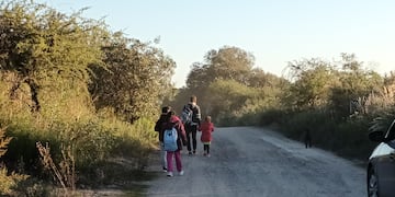 Niños caminando a la escuela. (Imagen Ilustrativa)