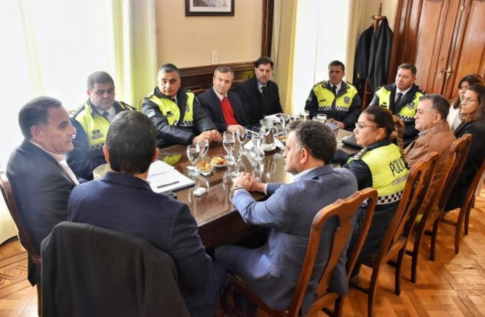 Nuevas propuestas sindicales en la mesa de negociación salarial