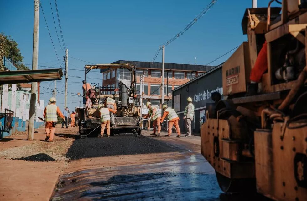 El gobernador de Misiones estuvo en Puerto Iguazú recorriendo obras