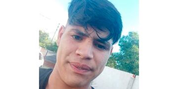 José Luis González fue hallado en Santa Fe, sobre el margen del río.