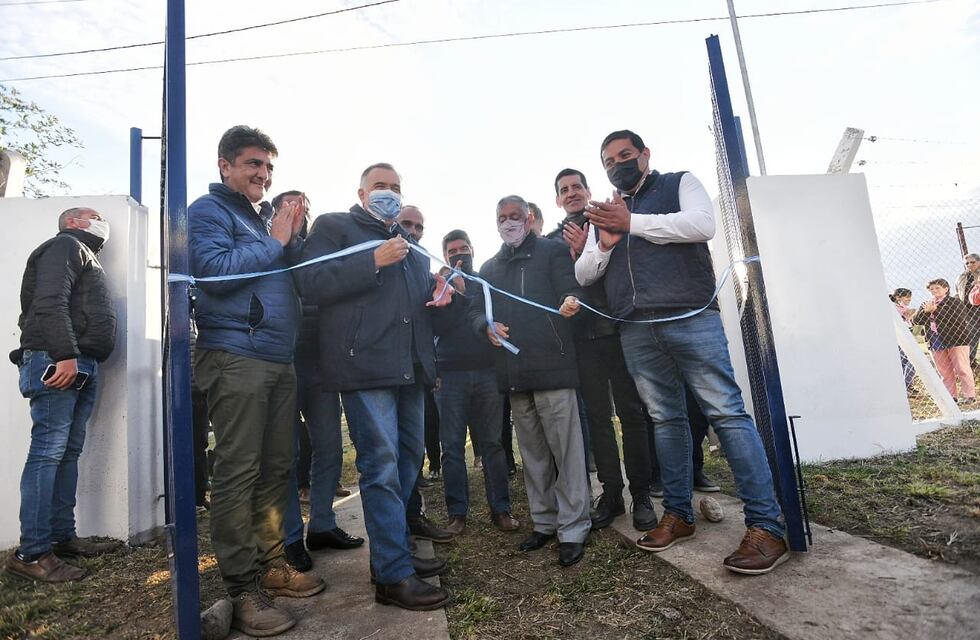 Jaldo encabezó la inauguración de un nuevo pozo de agua en la Comuna de Huasa Pampa Sud, en La Cocha