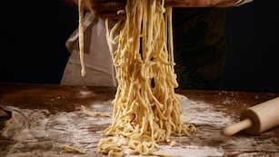 Cómo hacer una masa integral para pastas rellenas: la receta sin máquina y con pocos ingredientes