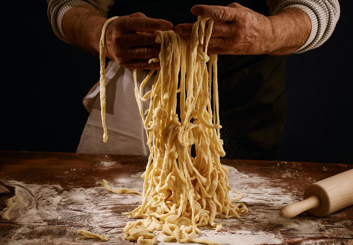 Cómo hacer una masa integral para pastas rellenas: la receta sin máquina y con pocos ingredientes