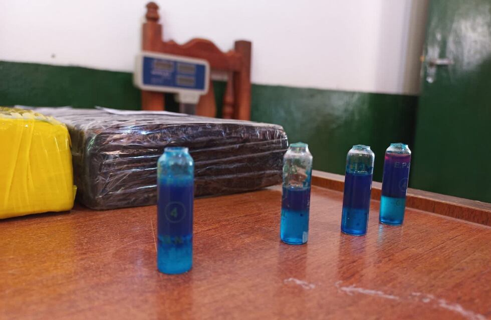 Millonaria carga de cocaína descubren en ómnibus boliviano que ingresó a Jujuy