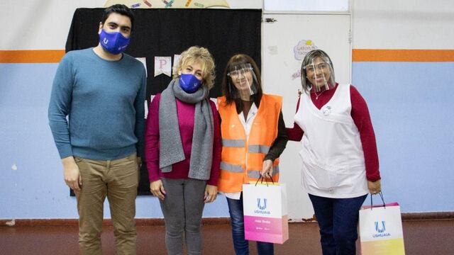 La Municipalidad entregó material didáctico a la Escuela N° 34