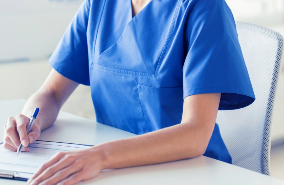 Enfermera sanjuanina falsificó la firma de una médica para que su hermano vaya a los festejos del mundial: fue condenada