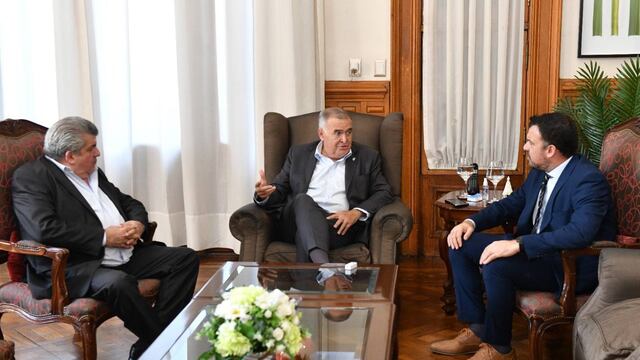 Analizó el gobernador con el intendente del lugar Francisco Serra(h)