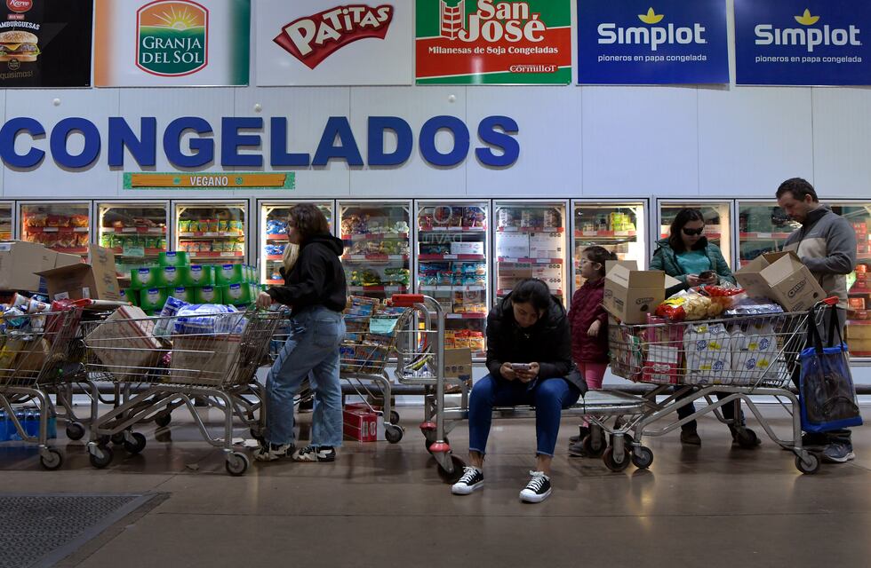 Un argentino cuestionó a turistas de Chile que van a la Patagonia para comprar insumos a mejores precios