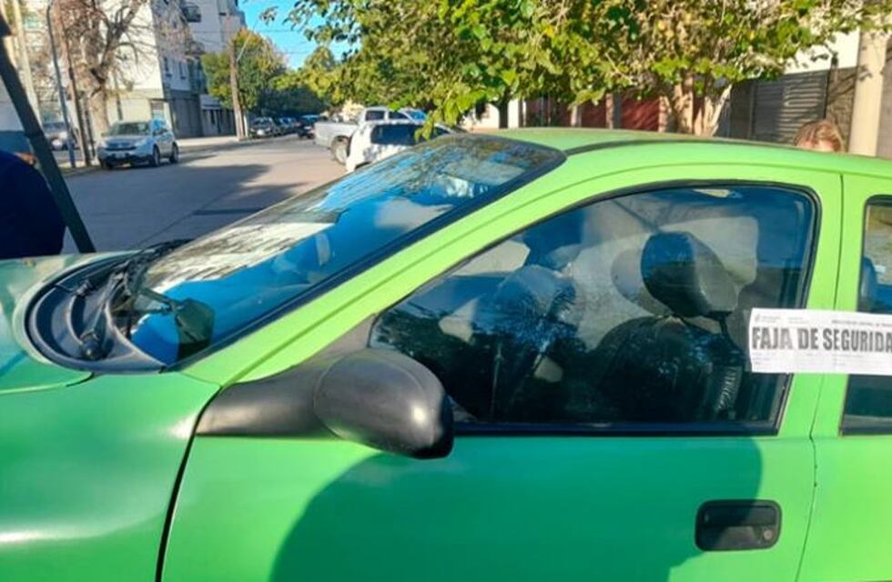 Le secuestraron el auto al remisero ilegal acusado de acosar a una taxista en Córdoba